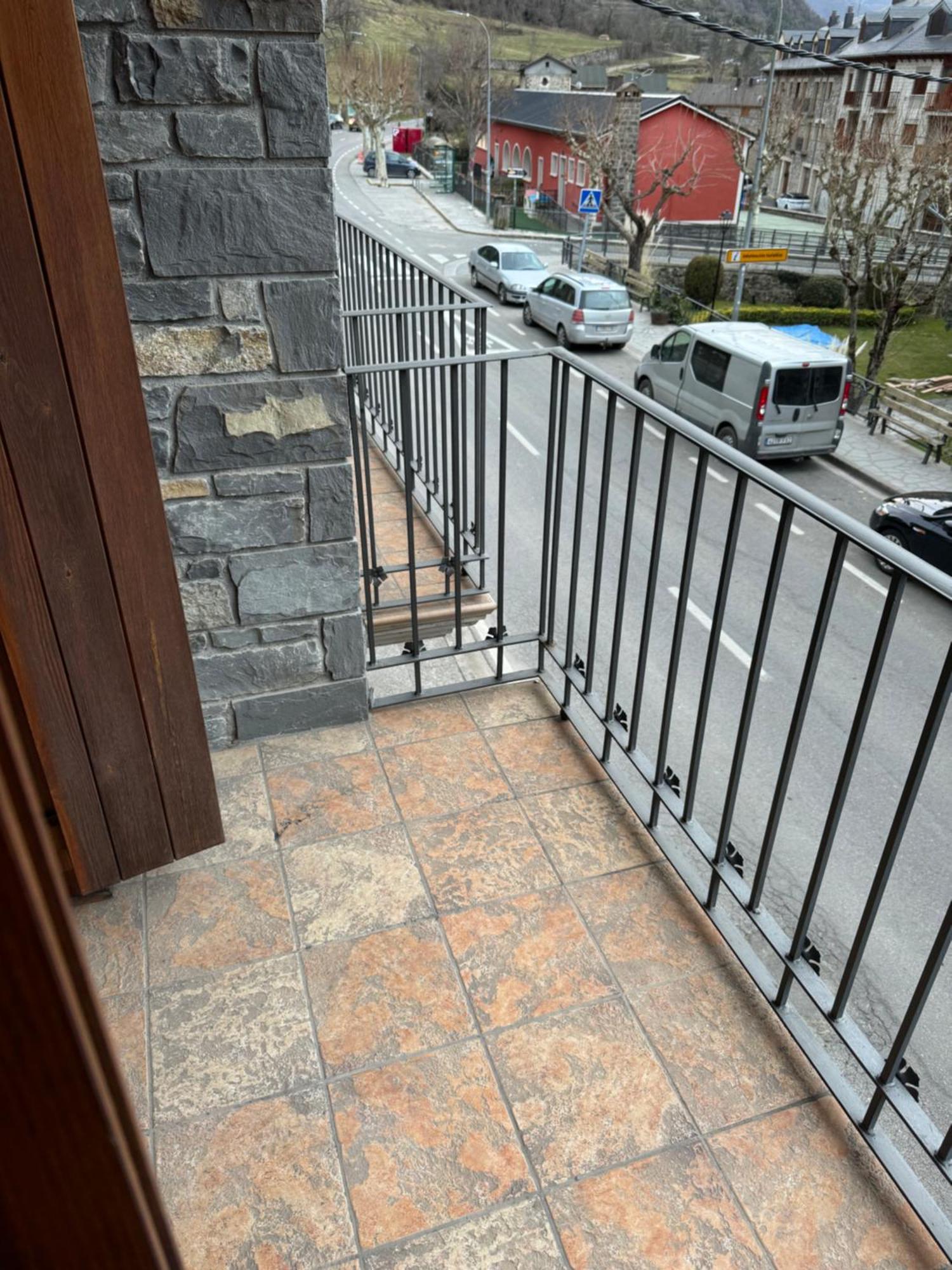 Apartamento La Boira Broto Eksteriør billede